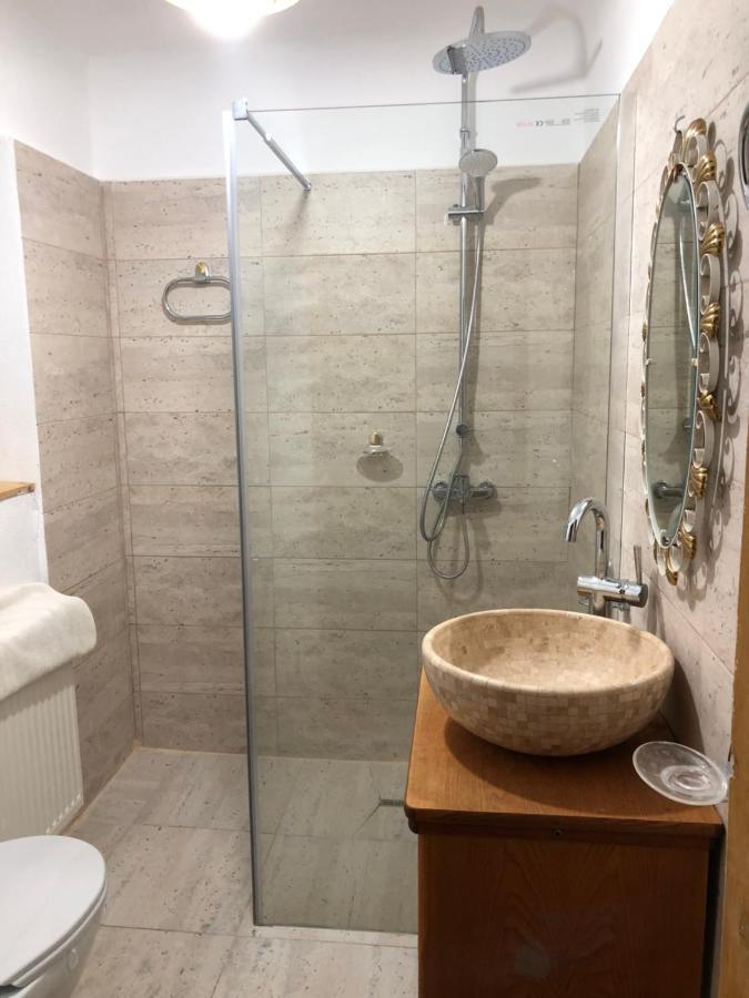 Apartmán Cezara Mediaş Exteriér fotografie